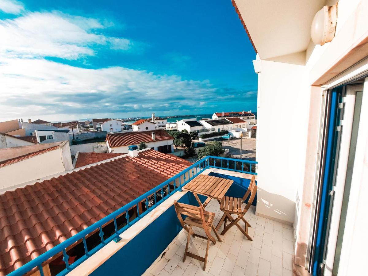 Отель Be Baleal Surfhouse Экстерьер фото